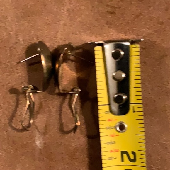 Carved Mother of Pearl Removable Charms on Omega Back Earrings Vintage - Picture 12 of 13